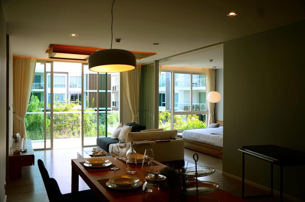 Huahin Luxury Beachfront Condo By Ml Room photo